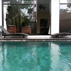 https://villa-ayu.hotelsseminyak.net