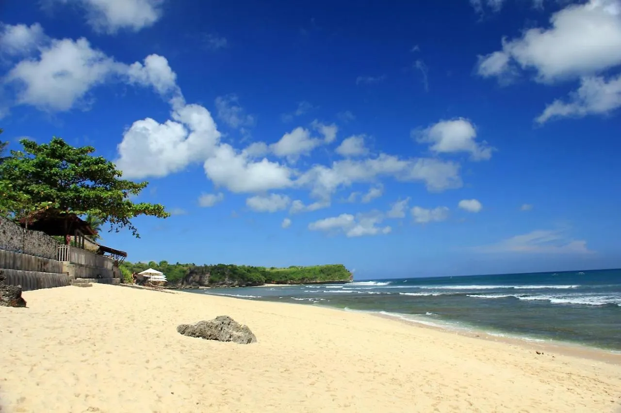 Villa Dikebun Ungasan  Indonesia